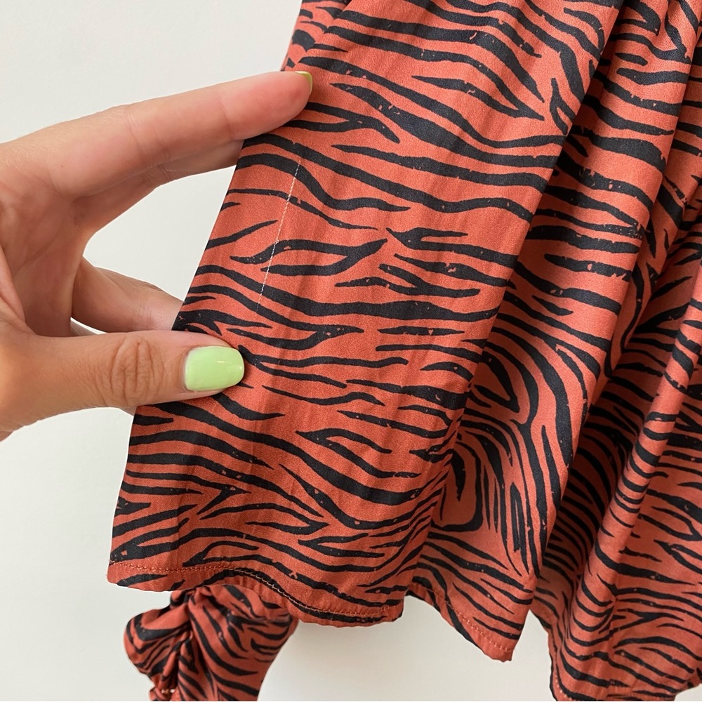 Free People Tiger Print Peplum Blouse S - Picture 9 of 13